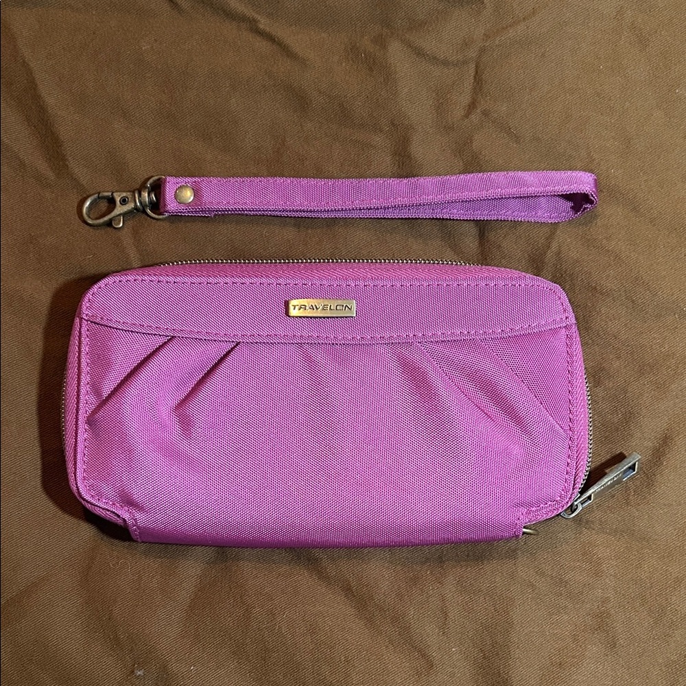 Travelon Magenta RFID Blocking Single Zip Wallet-Wristlet with Strap